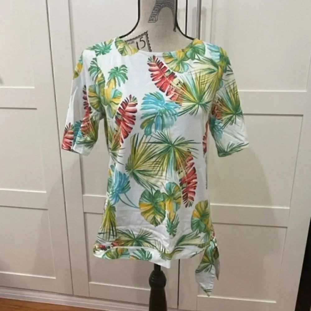 Chico's NWOT Short Sleeve Palm Leaf Mutil color Green Yellow Blue White Tie 0.5